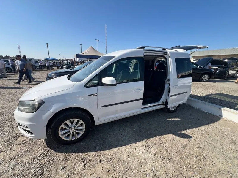 Volkswagen Caddy 2021 2