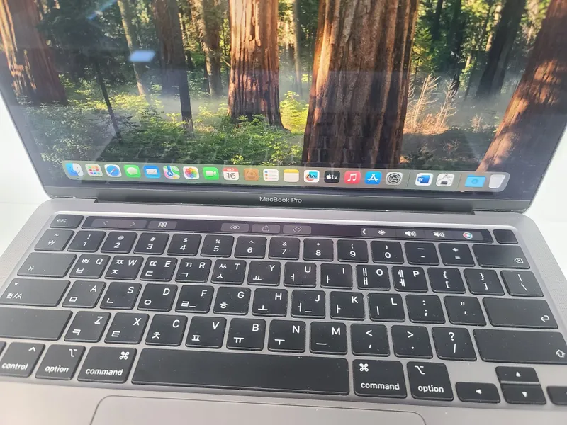 Macbook Pro 2020 — фото 4