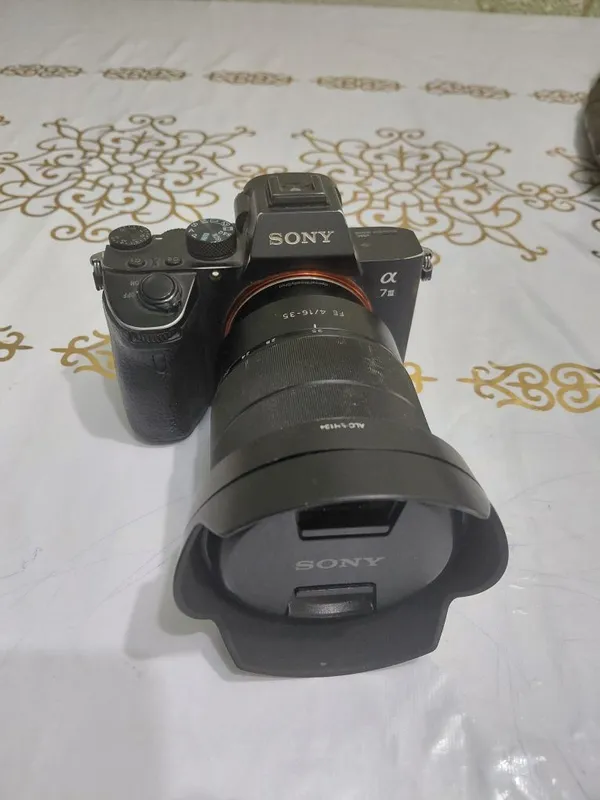 Sony a7 iii Sotiladi