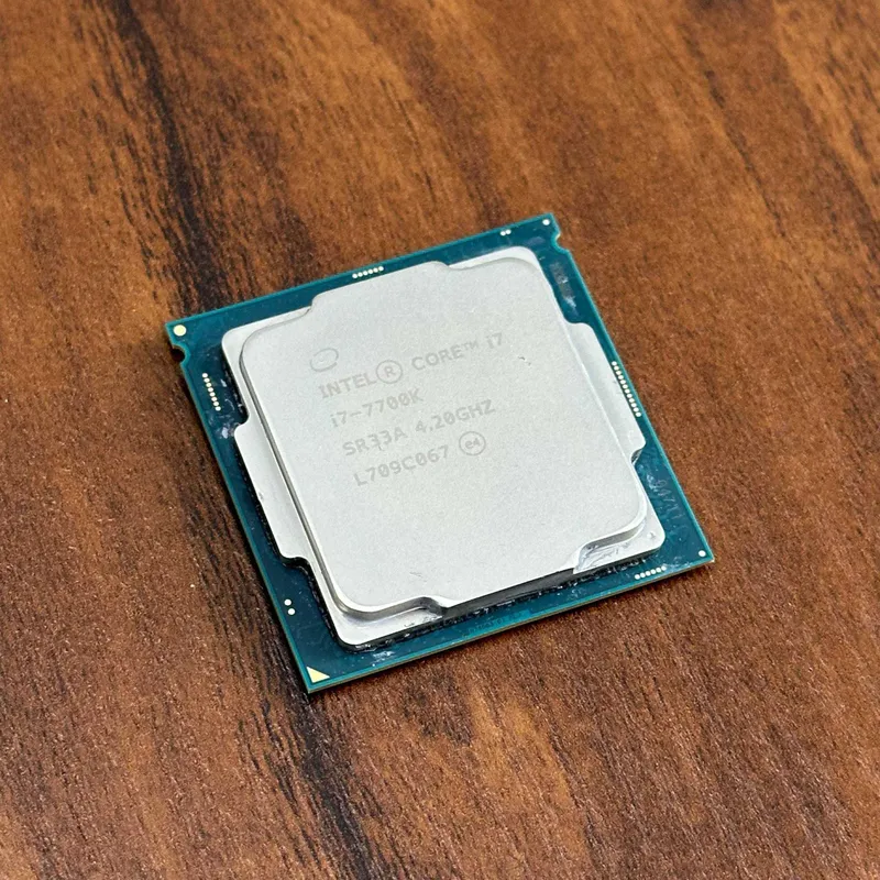 Intel Core i7-7700K Intel Core i7-7700K