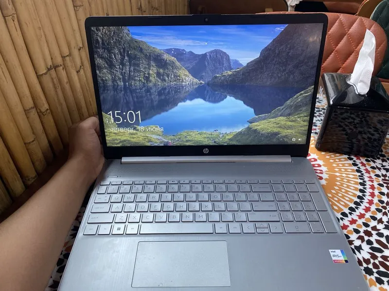 Ноутбук офисной hp