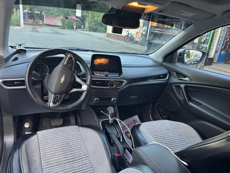 Продаётся автомобиль TRACKER PREMIER PLUS 4