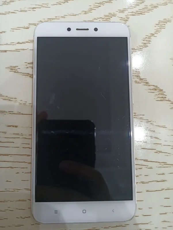 Телефон Redmi 4X 3/32 1