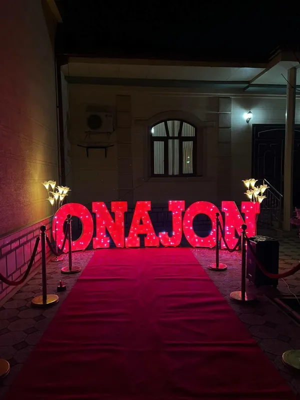 Onajon Otajon yozuvli dekoratsiyalar Онажон Отажон офармления