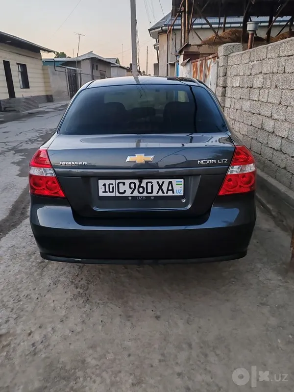 Mashina sotiladi, holati yaxshi, 22 yil davomida bitta egasi bo‘lgan 8 Mashina sotiladi, holati yaxshi, 22 yil davomida bitta egasi bo‘lgan 8