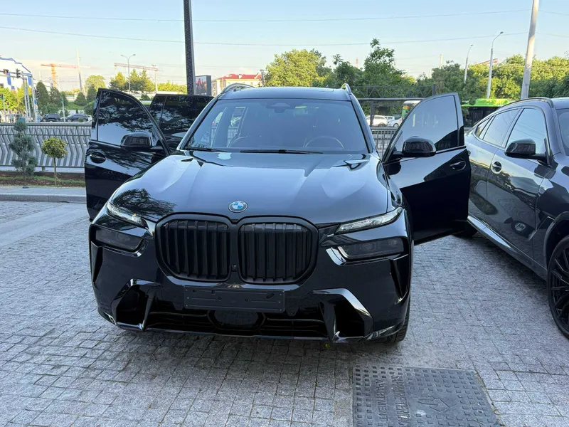 BMW X7 40i xDrive 2024