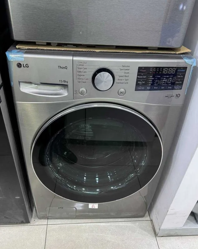 Стирально-сушильная машина LG 15/8 кг F0L9DGP2S AI DD Inverter Steam