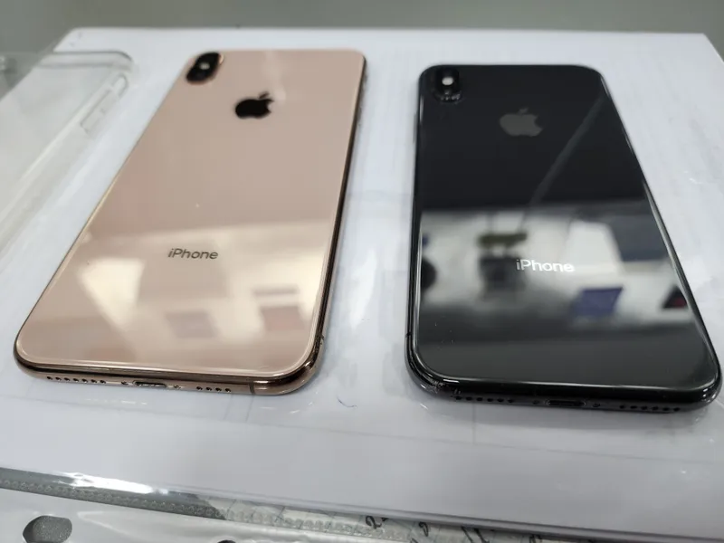iphone Xs Max LL/A 64GB Bat 100% Face aybi shu — фото 2 iphone Xs Max LL/A 64GB Bat 100% Face aybi shu — фото 2