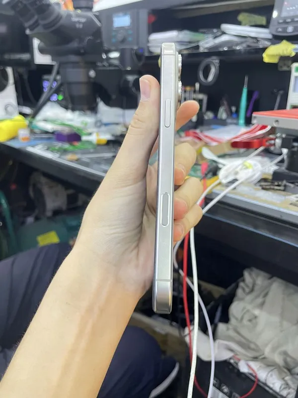 Iphone 16 pro max natural titanium 87% 256gb — фото 2