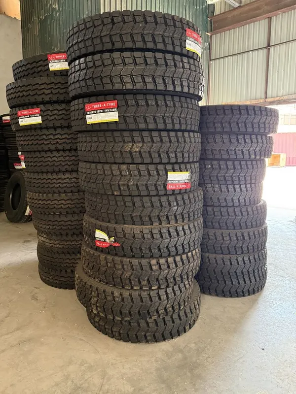 THREE-A 10.00R20 PR18 2 THREE-A 10.00R20 PR18 2