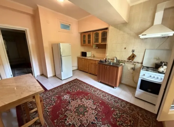 Продаётся 2-комнатная квартира, 70 м², 3/9, Мирабадский район (ориентир: ЦУМ Ц-7) 8