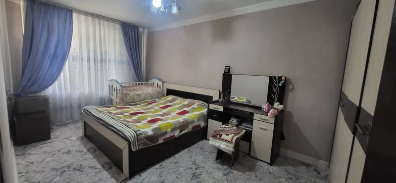 Qarshi shaxar markazidan 3 xonalik uy
