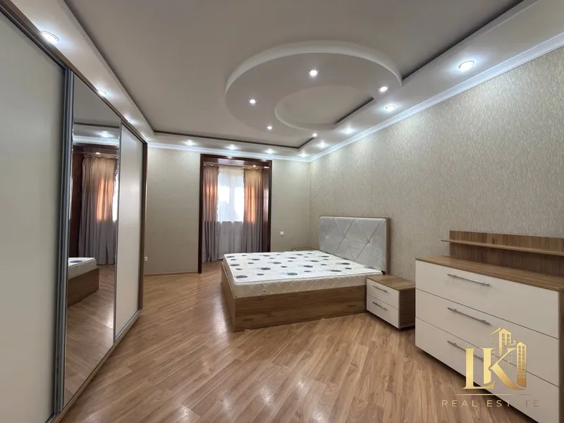 Продаётся 3-комнатная квартира, 83 м², 3/4, Мирабадский район — фото 4