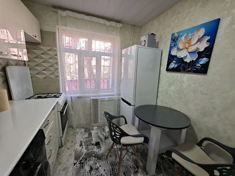 Сдаётся квартира Чилонзар 5, катартал, Хамза 1/1/4 посуточно 4