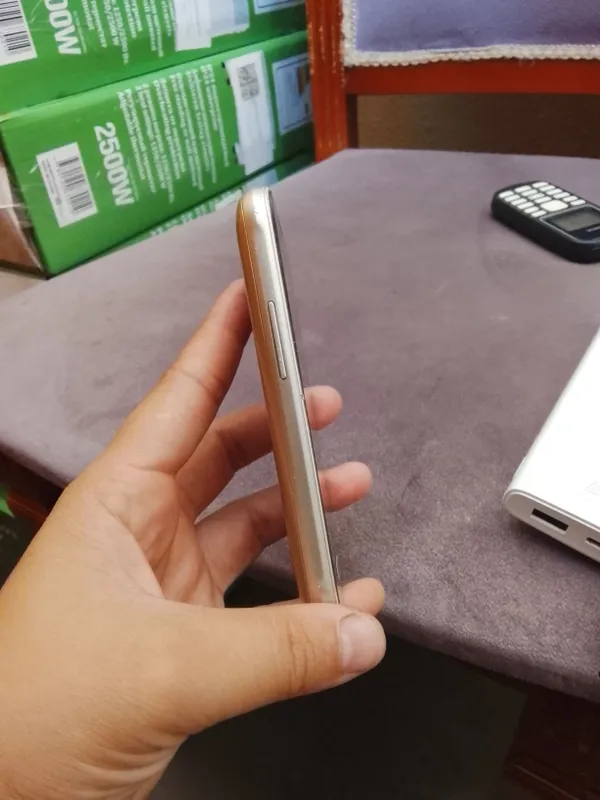 bu telefon faqat kamerasi ishlamedi holos — фото 1