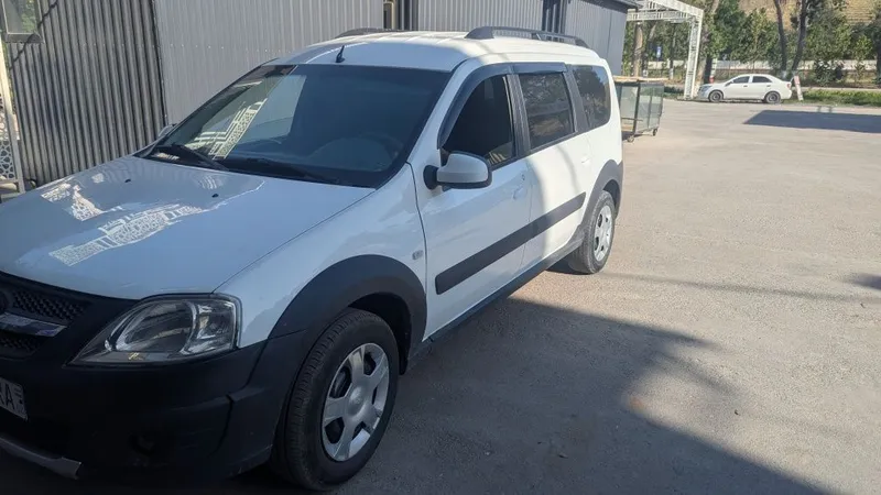 Lada largus Cross 2019