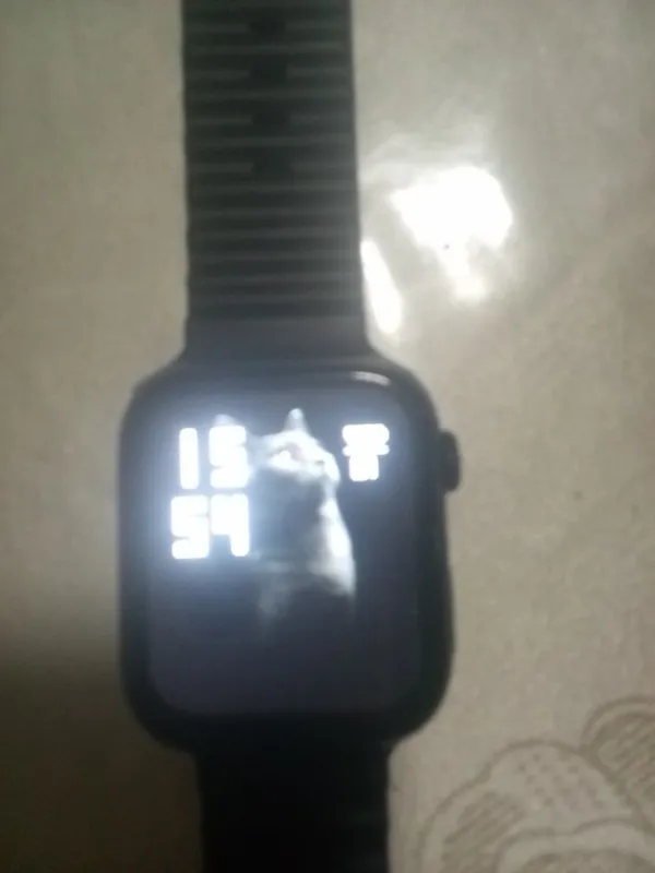 smart watch apple texno telifon yana bitta soat