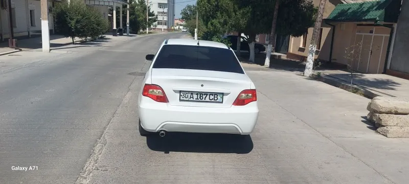 Некся 2 сотилади 3