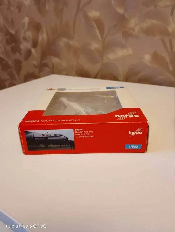 Коллекционная модель Herpa 1:500 Ил-76 ВВС России 1 Коллекционная модель Herpa 1:500 Ил-76 ВВС России 1