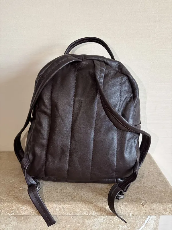 Продам рюкзак KANISHKA 2 Продам рюкзак KANISHKA 2