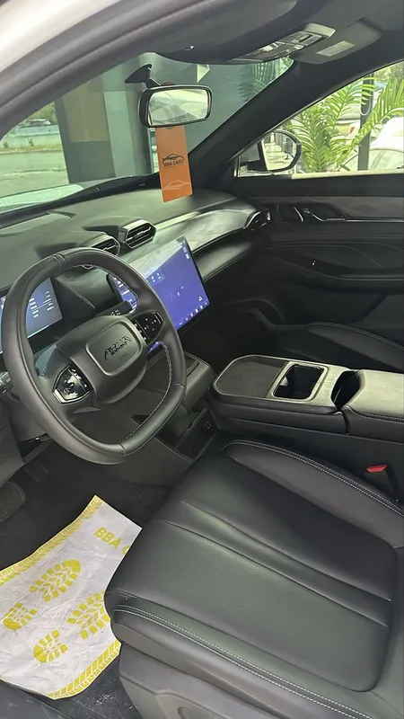 Dongfeng aelous L7 ev — фото 1