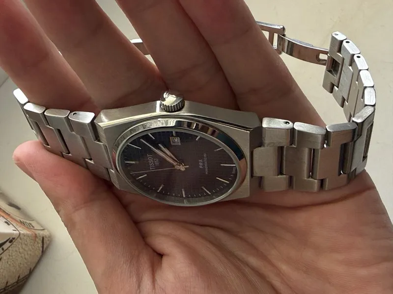 Tissot PRX Quartz 6 Tissot PRX Quartz 6