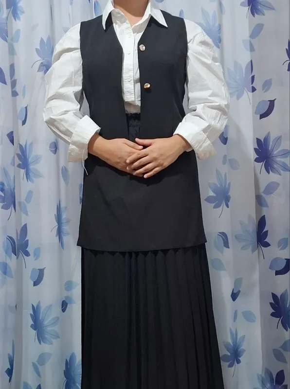 Yangi ikki qismli maktab formasi 8 Yangi ikki qismli maktab formasi 8