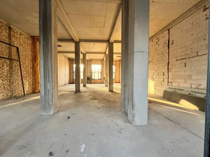 ЖК Узбегим | 470кв - нежилое помещение вдоль дороги Продажа 3