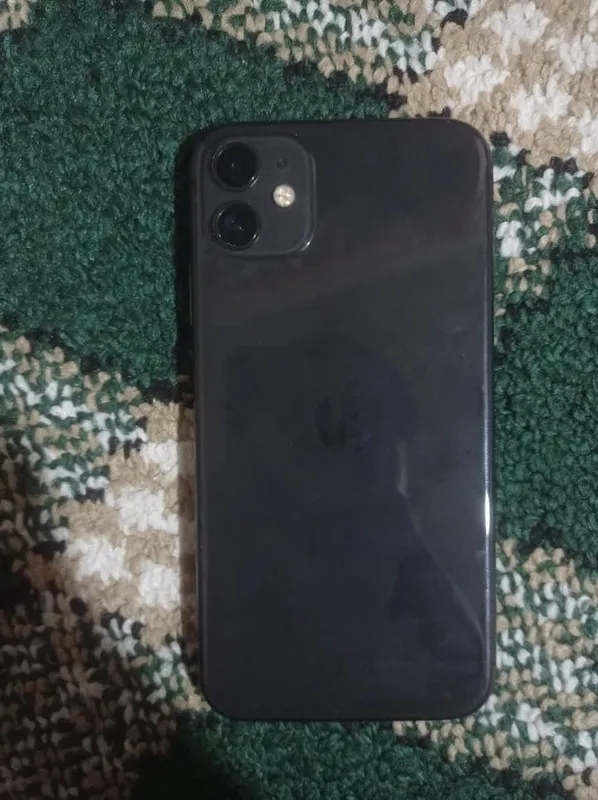 iPhone 11