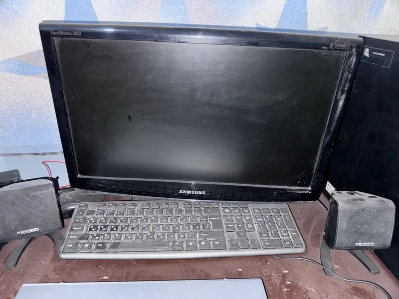 Arzon Kampyuter HP keys samsung manitor 2 ta kalaviatura