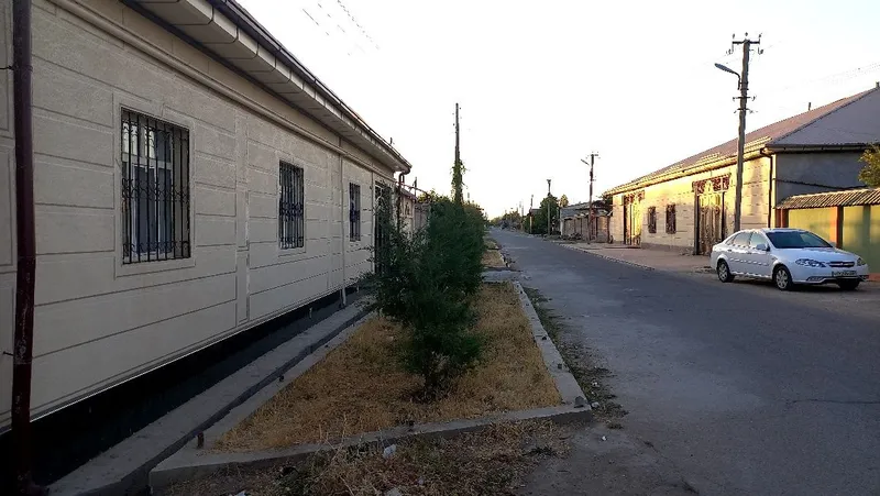 Срочно продаётся участок с домом — фото 1