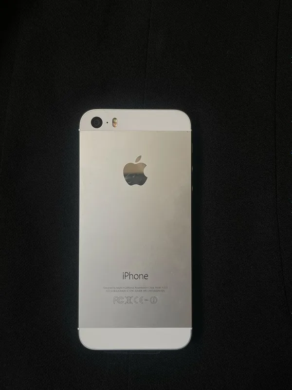 iPhone 5s 16 GB, полный комплект, коробка — фото 4
