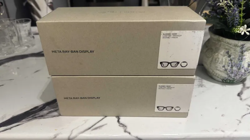Meta Ray Ban Display новые запечатанные из США Standard и L. В наличии 2 Meta Ray Ban Display новые запечатанные из США Standard и L. В наличии 2