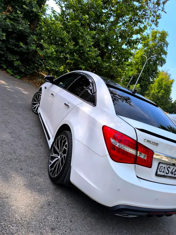 Chevrole CRUZE 1.8 Ideal 7