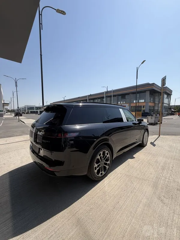 Lynkco 900 arochna 4 Lynkco 900 arochna 4