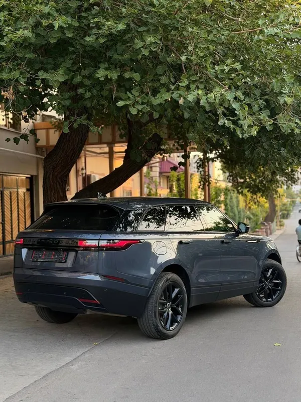 Rang Rover Velar P250 2 Rang Rover Velar P250 2