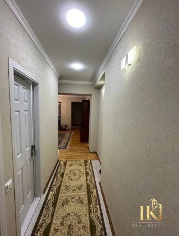Keng 3 xonali kvartira sotiladi, 94 m², Mirabod tumani 8