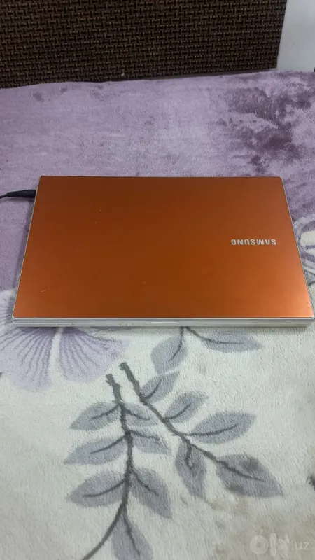 Ноутбук Samsung Series 3 2 Ноутбук Samsung Series 3 2
