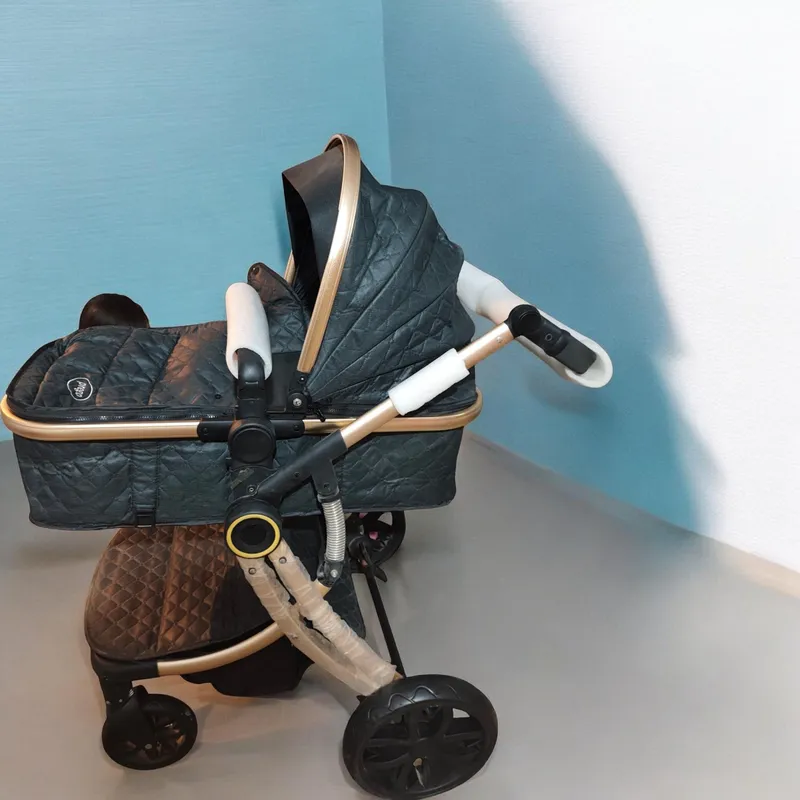 Коляска новая фирма Prego