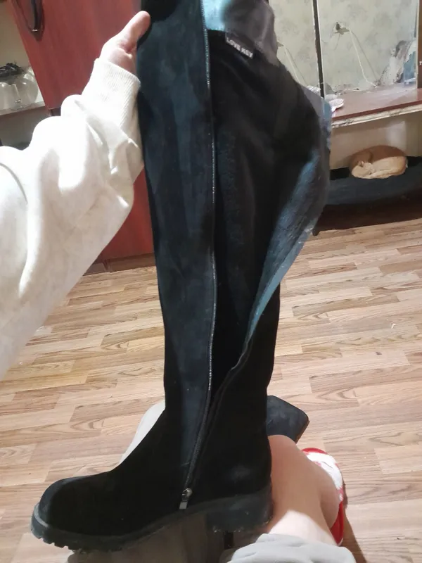 новые сапоги продаются 2