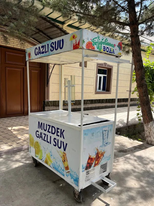 Gazvoda aparat ishlab turibdi,yaxshi holatda. 1