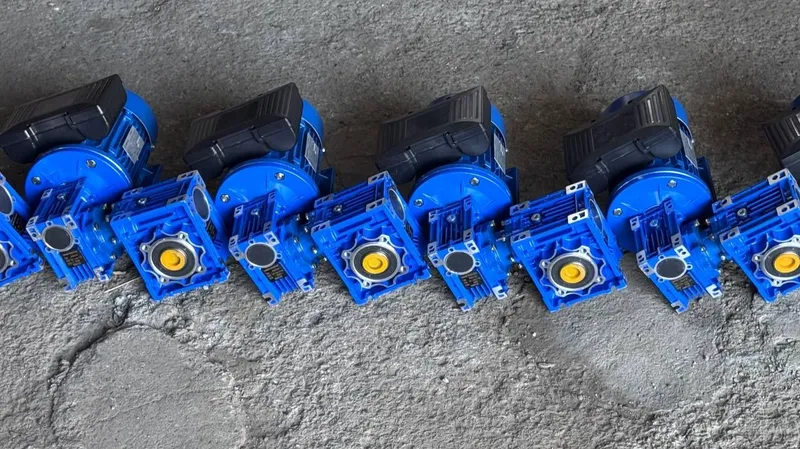 Motor (mator) reduktor optom narxlarda — фото 1