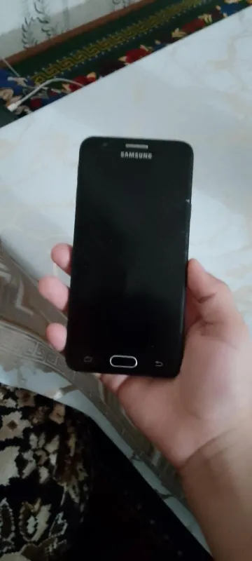 Samsung J5