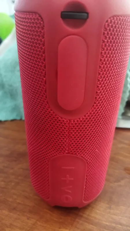 Продам колонку hoco JBL играет громко сочна басс класс качества супер 6