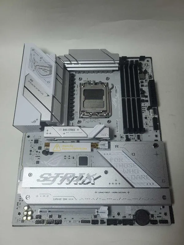 Asus Rog Strix B850-A Gaming Wifi am5/ddr5 3
