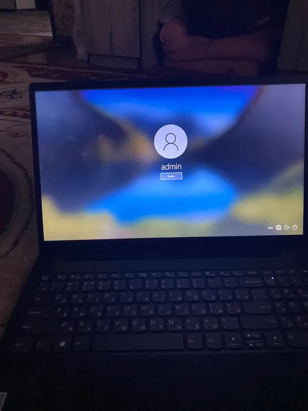 Lenovo holati idiyal srochna Yangi 7 Lenovo holati idiyal srochna Yangi 7
