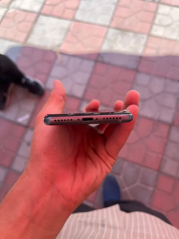 iPhone 8   90%  KH/A — фото 4