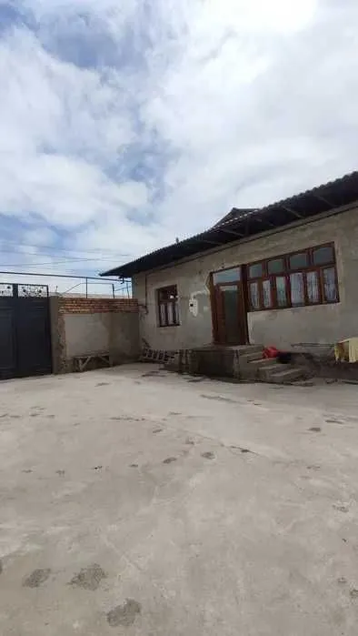 ID:MA260012 Срочно сдаётся дом 11сотки 3 комнаты. Бектемир 9