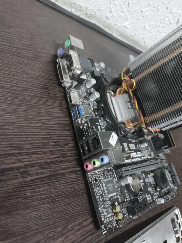 Asus H310+i5 9400+16Gb 3 Asus H310+i5 9400+16Gb 3