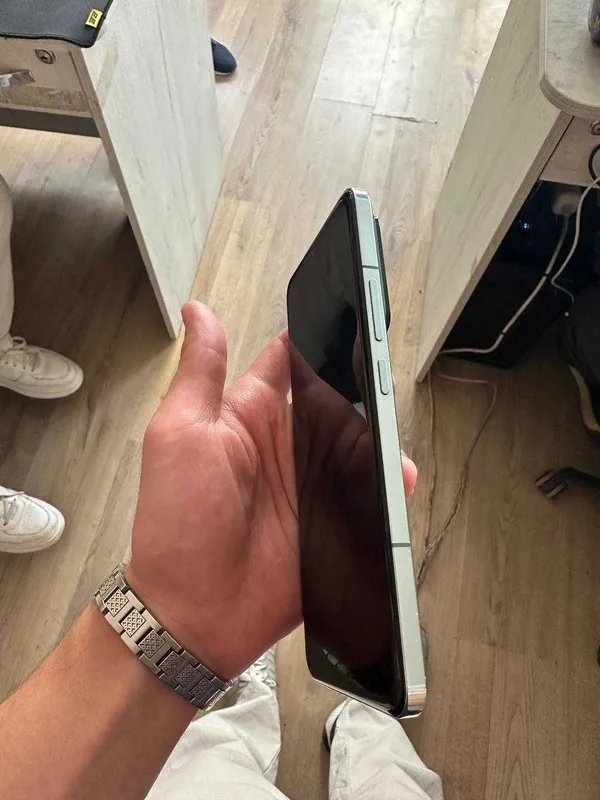 Xiaomi 14 Pro 12/256 4 Xiaomi 14 Pro 12/256 4